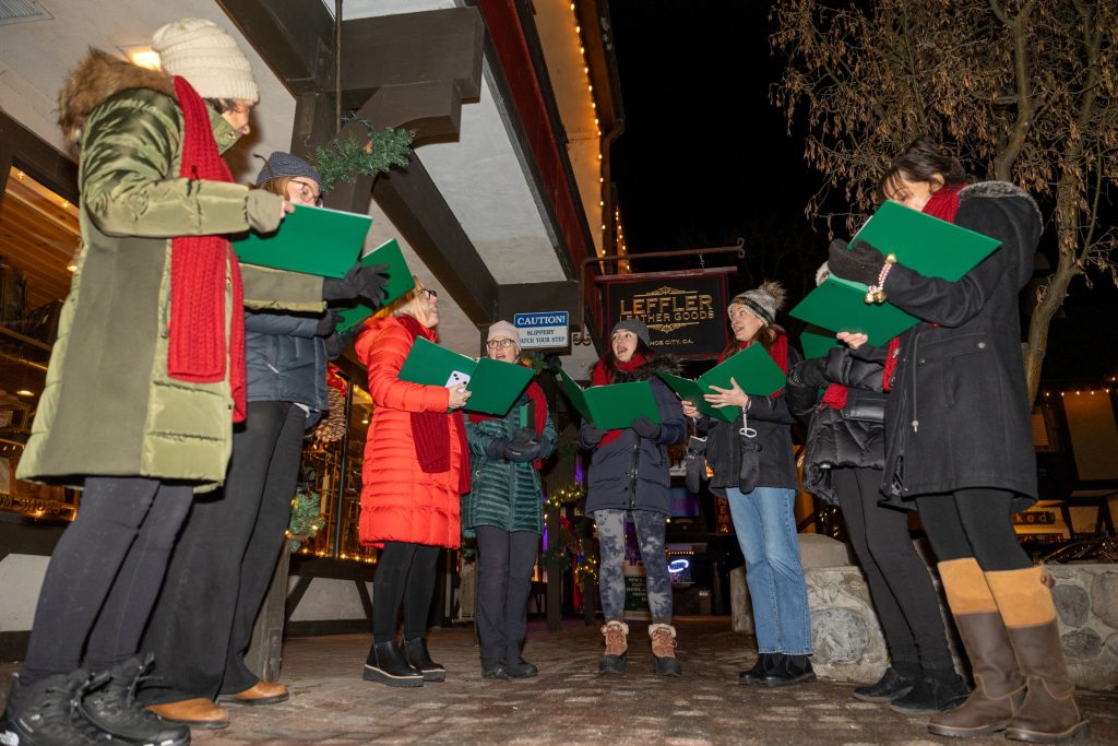 Holly Jolly Strolls